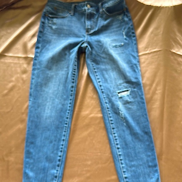 Talbots Flawless Slim Ankle Distressed Jeans Patches Raw Hems Medium Wash Sz 6 - Picture 6 of 13